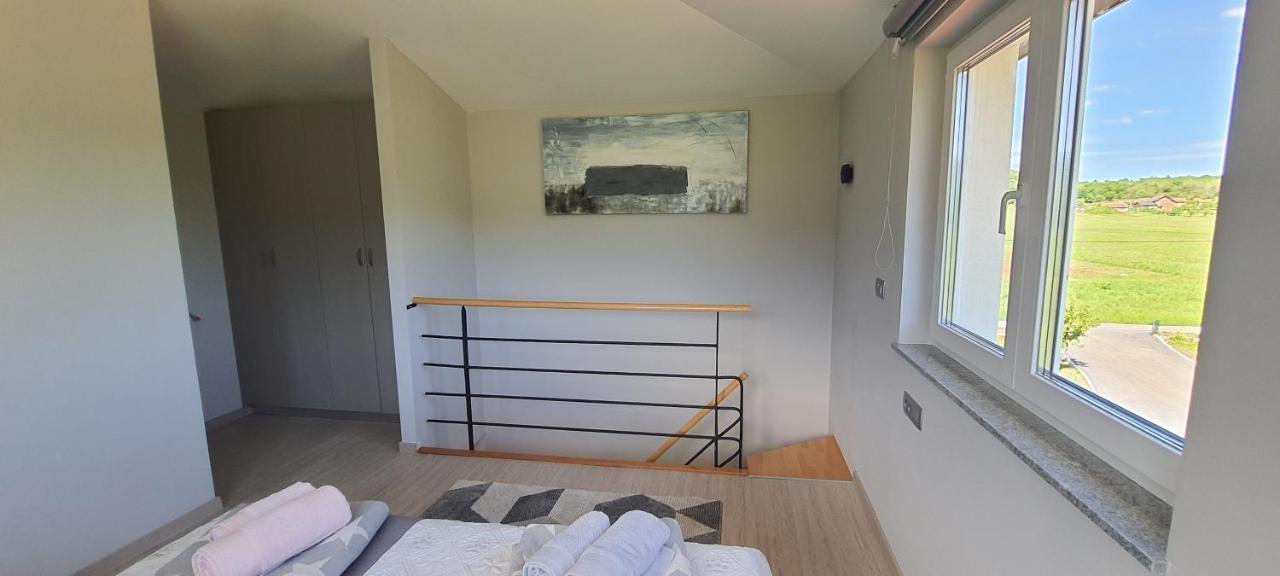 Apartmani Fenestra Tesla I Faust 오토칵 외부 사진